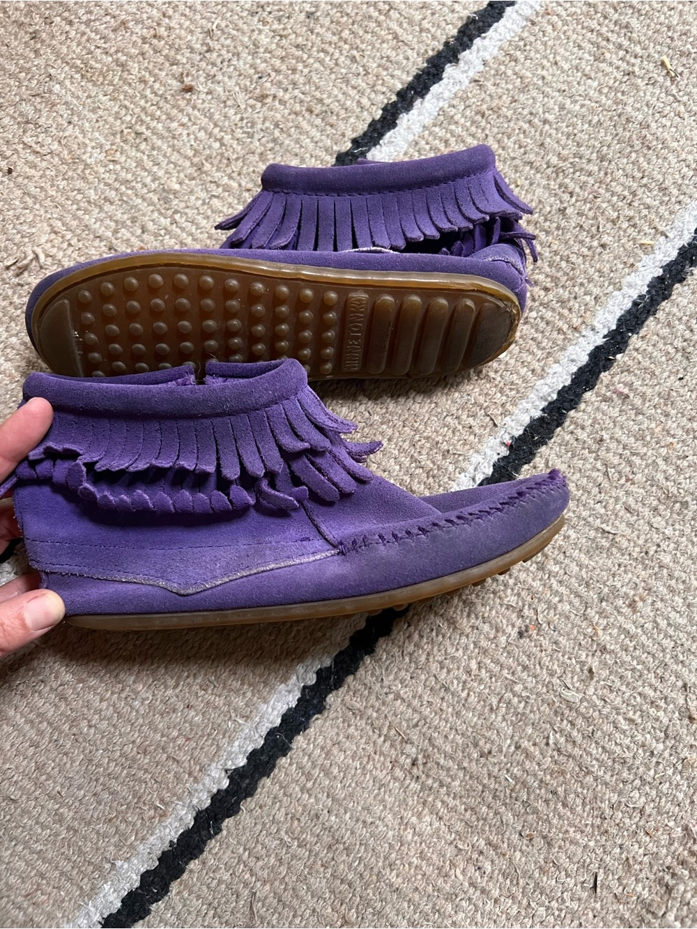 Minnetonka Purple Suede Fringe Moccasins - Kids